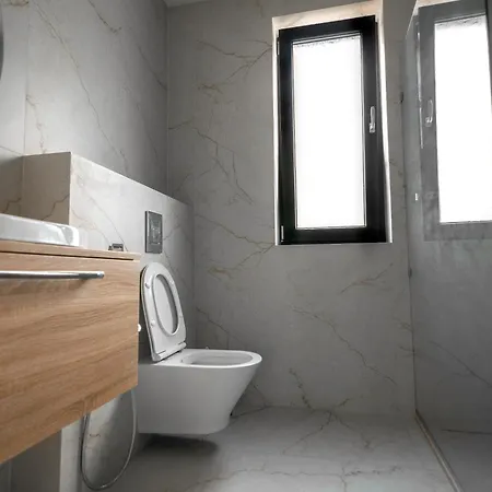 Aparthotel Elysium House 3*