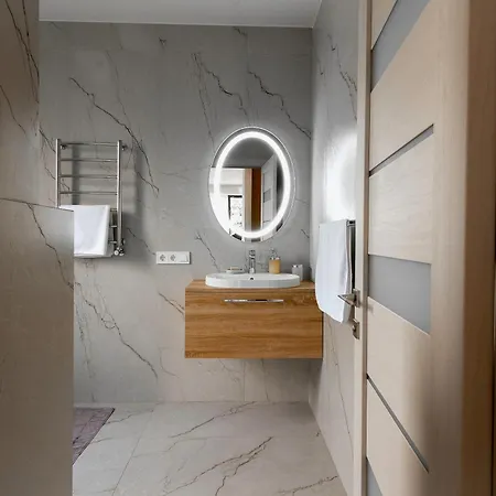 Elysium House Aparthotel