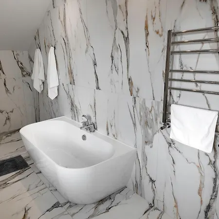 Elysium House Aparthotel